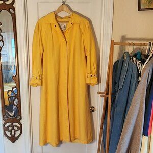 1970s London Towne yellow raincoat